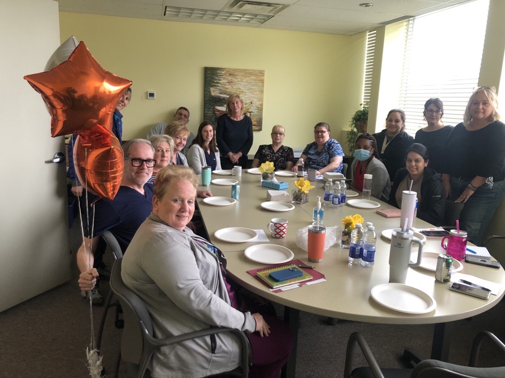 One of our winning practice teams enjoying a pizza lunch!