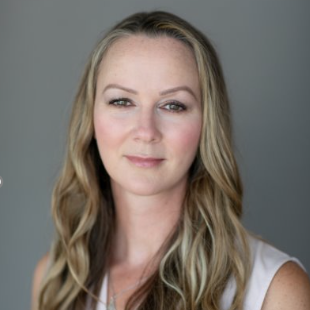 Dr. Mimi Mazerolle ​